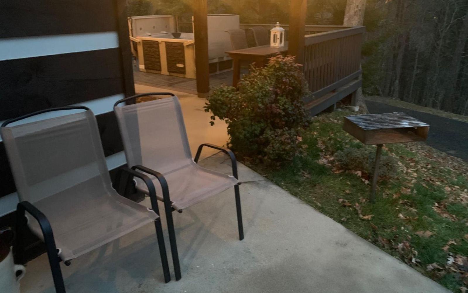 Wooded Bliss Hot Tub Single Level Cabin With No Steps Rocking Chairs And Wooded Views 鸽子谷 外观 照片