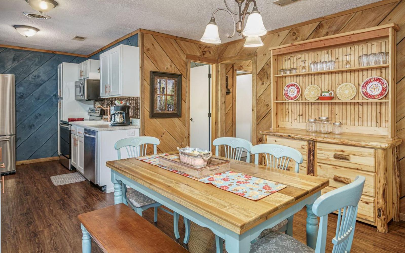 Wooded Bliss Hot Tub Single Level Cabin With No Steps Rocking Chairs And Wooded Views 鸽子谷 外观 照片